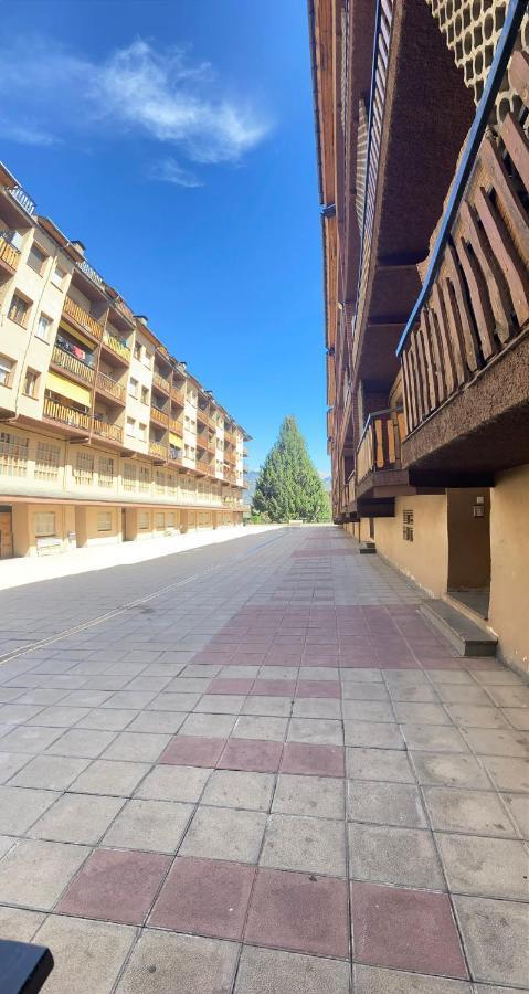 Appartement De Vacances Puigcerdà Eksteriør bilde